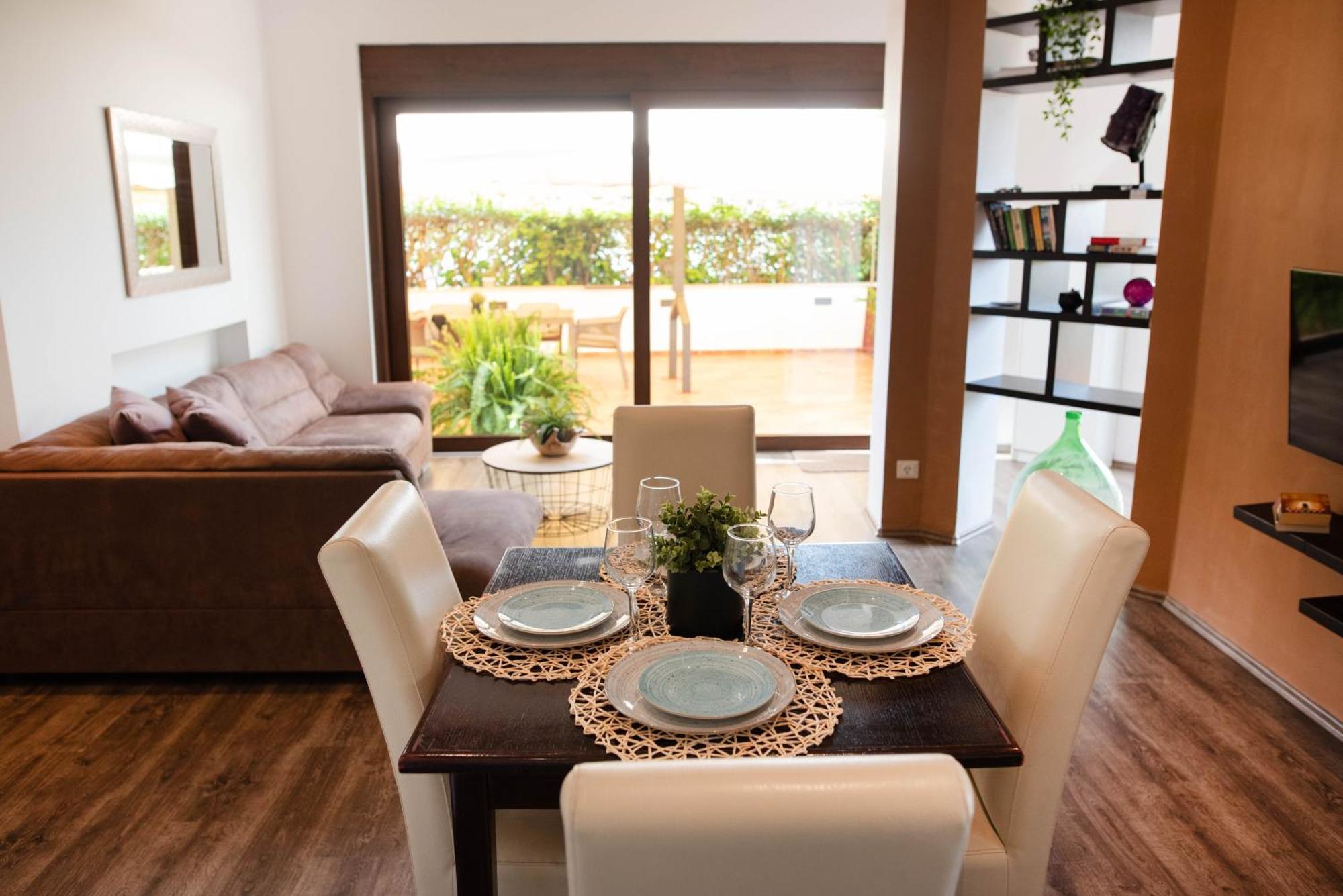 פורץ Apartments Deak מראה חיצוני תמונה